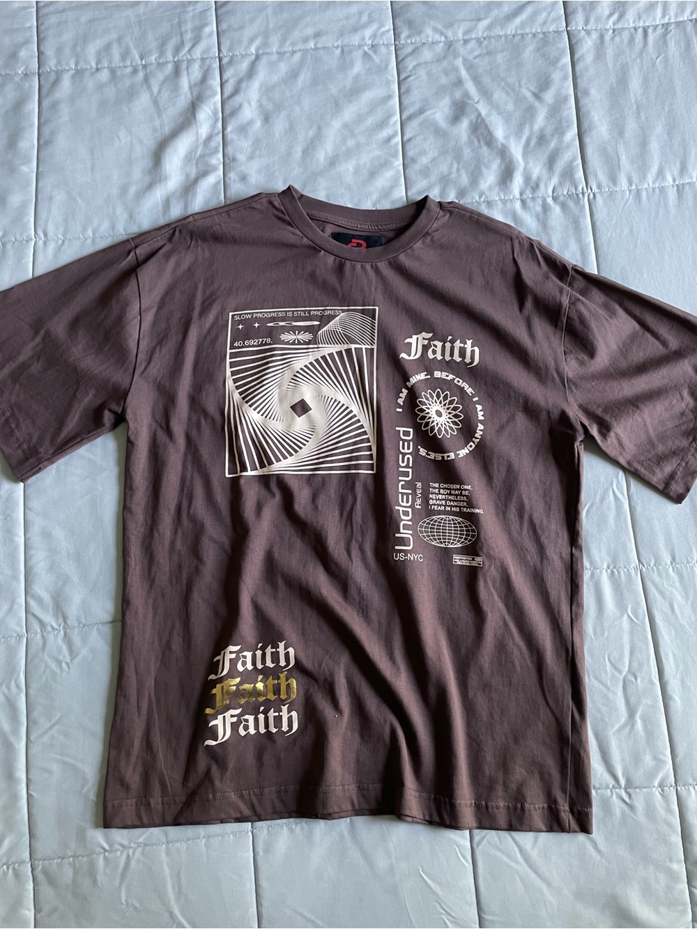 Faith Graphic Short Sleeve Tee - Brown